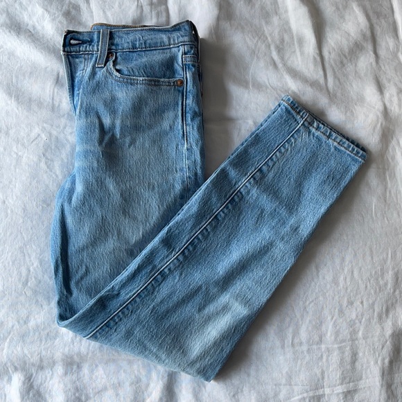 Levi’s Wedgie Jeans Size 25 - Picture 1 of 7